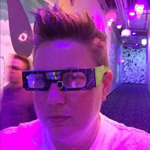 Meet your Posher, Amy